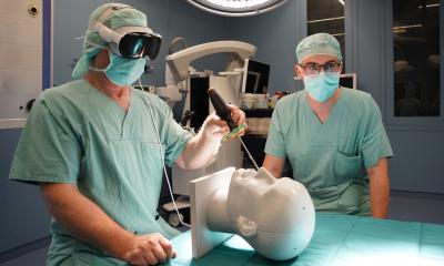 Les lunettes intelligentes et les systèmes robotiques font progresser la chirurgie en trou de serrure