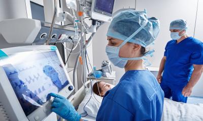 Médecine de soins intensifs : l’IA aide à la décision